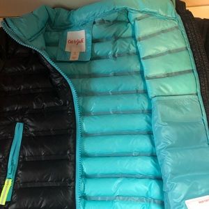 Size 4t lightweight  spring or fall jacket. $10